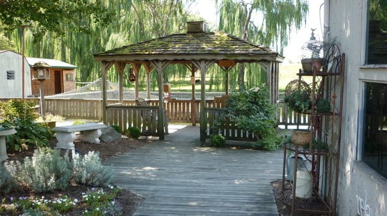 Une pergola pour sublimer votre extérieur